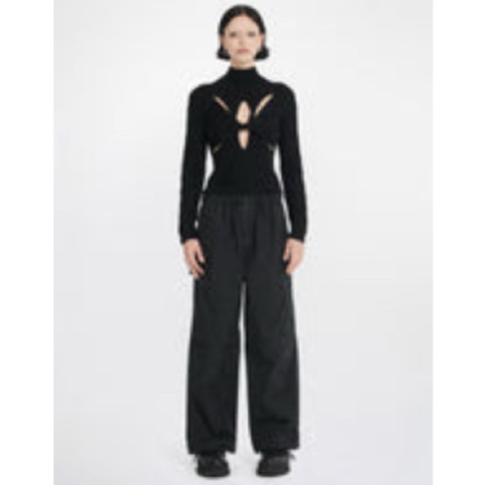 Dion Lee RIB MULTI TWIST LONG SLEEVE TOP
BLACK/UMBER BROWN
